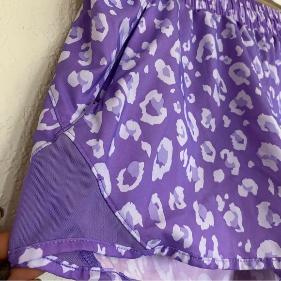 All In Motion Midrise Run Purple Cheetah Print Shorts Size L - Picture 4 of 8